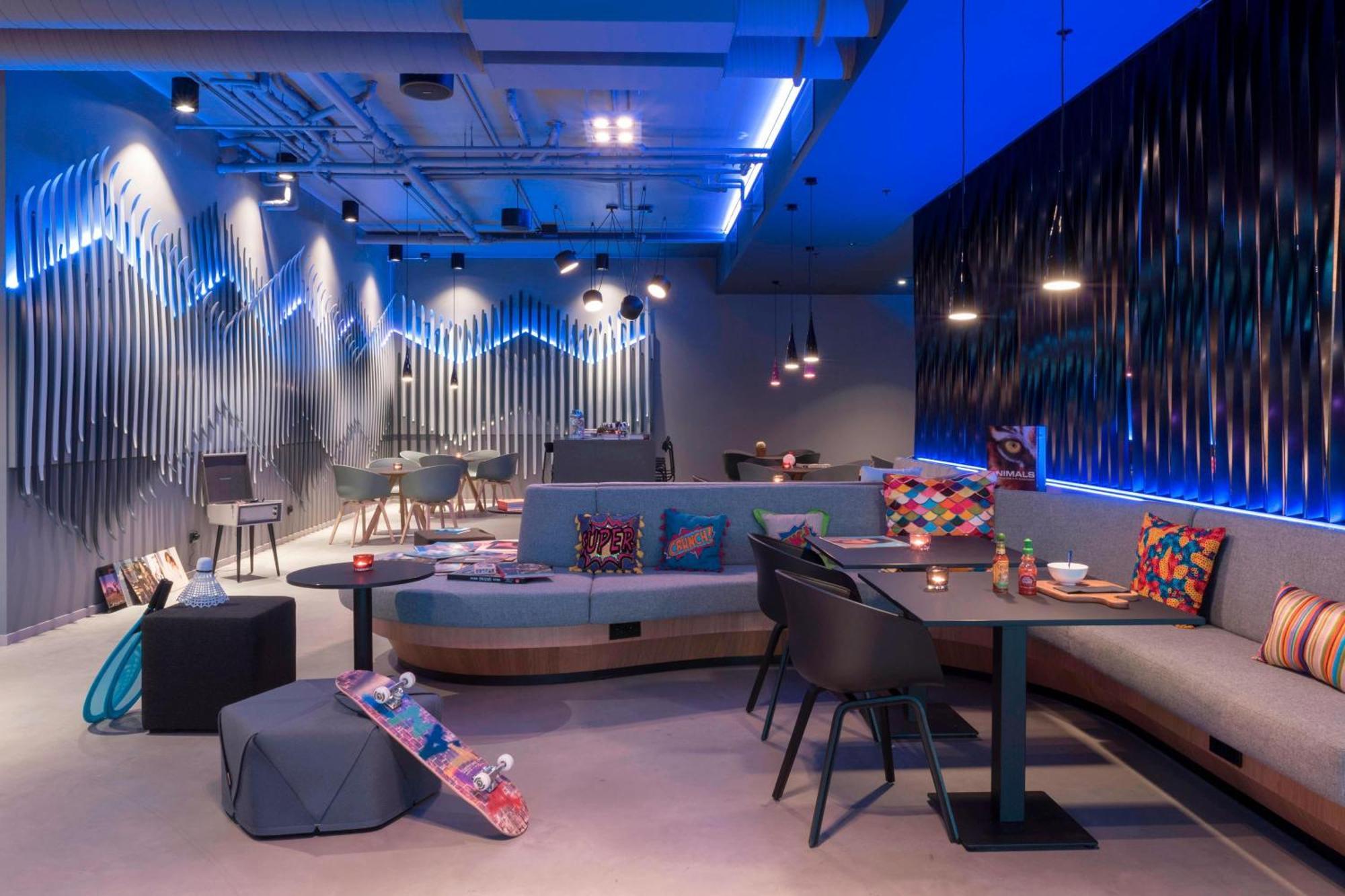 X Hotel Шеттен Экстерьер фото