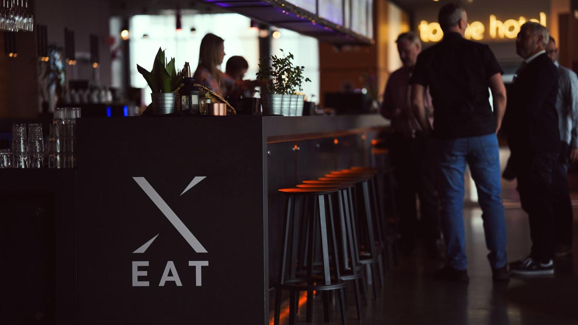 X Hotel Шеттен Экстерьер фото