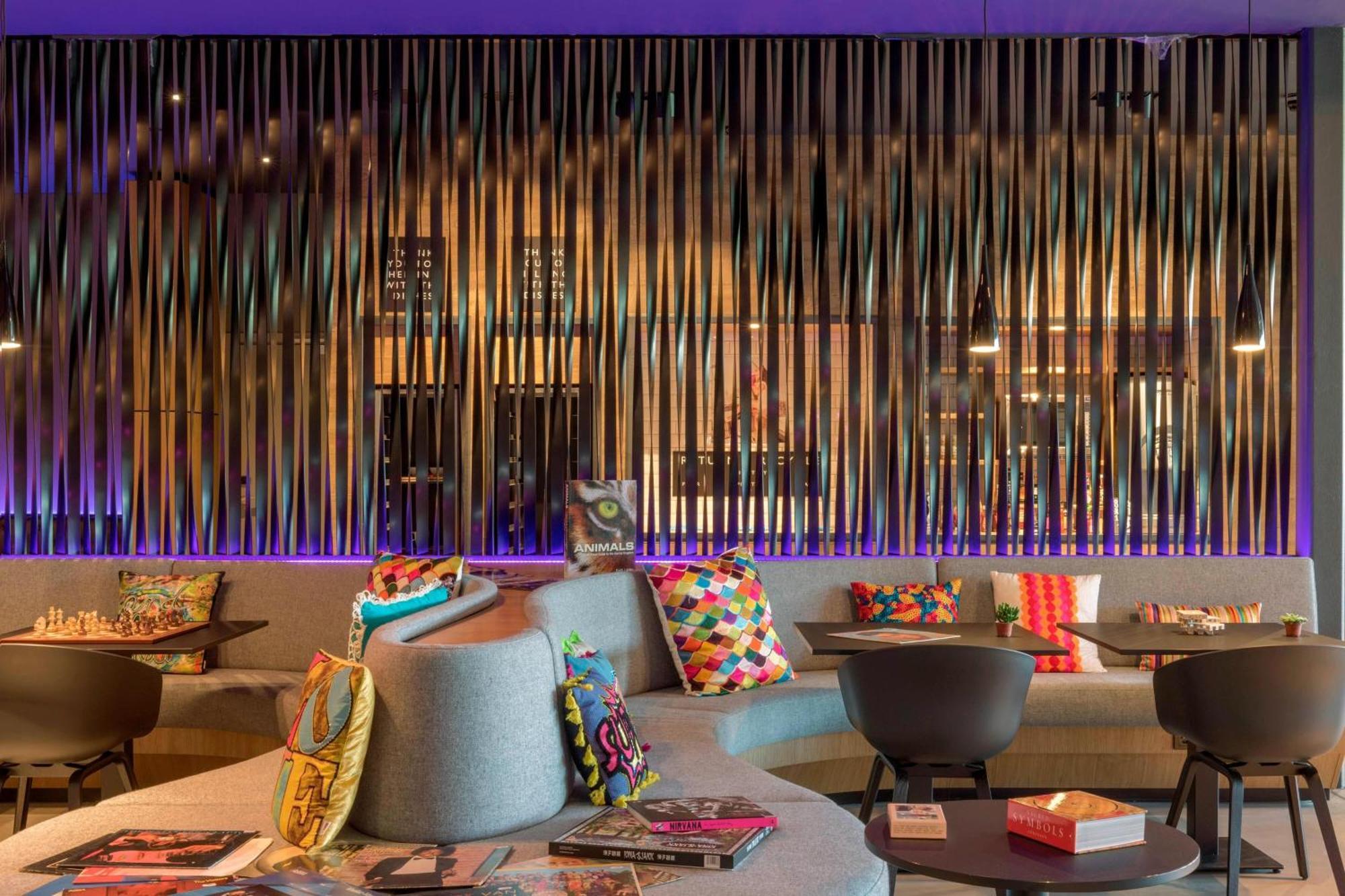 X Hotel Шеттен Экстерьер фото